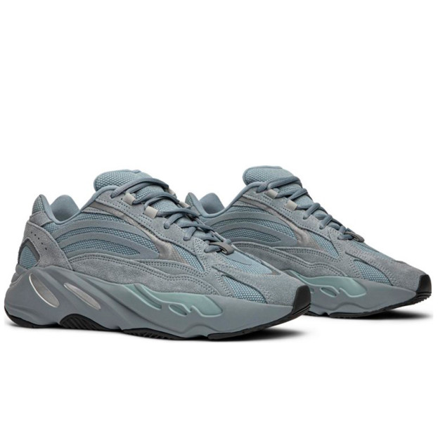 Adidas Yeezy Boost 700 Hospital Blue FV8424
